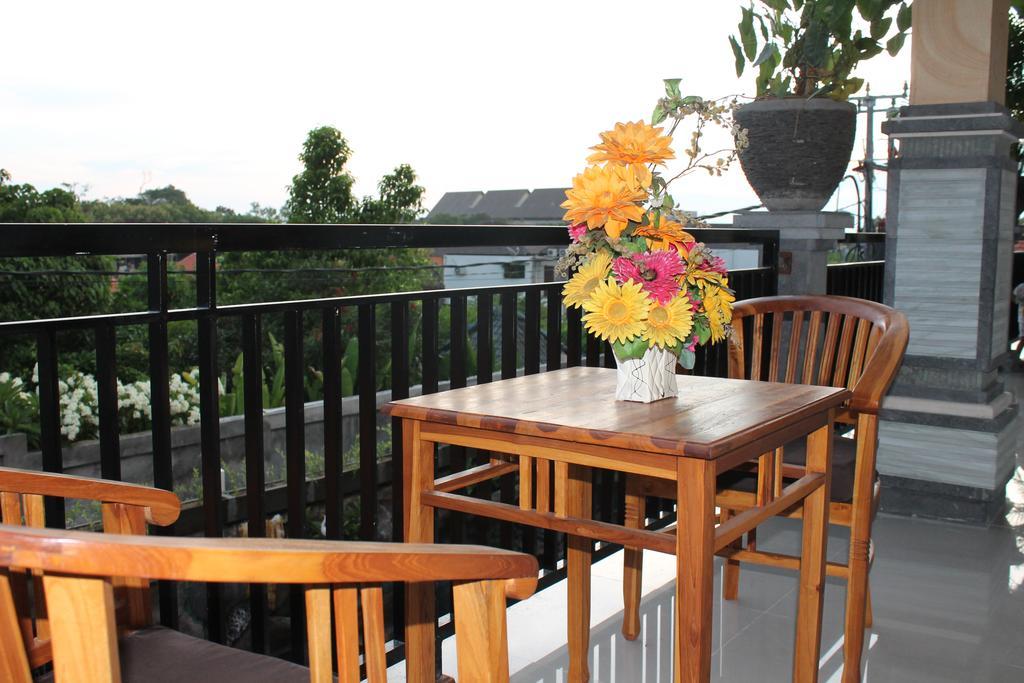 קנגו Wijaya Guesthouse מראה חיצוני תמונה